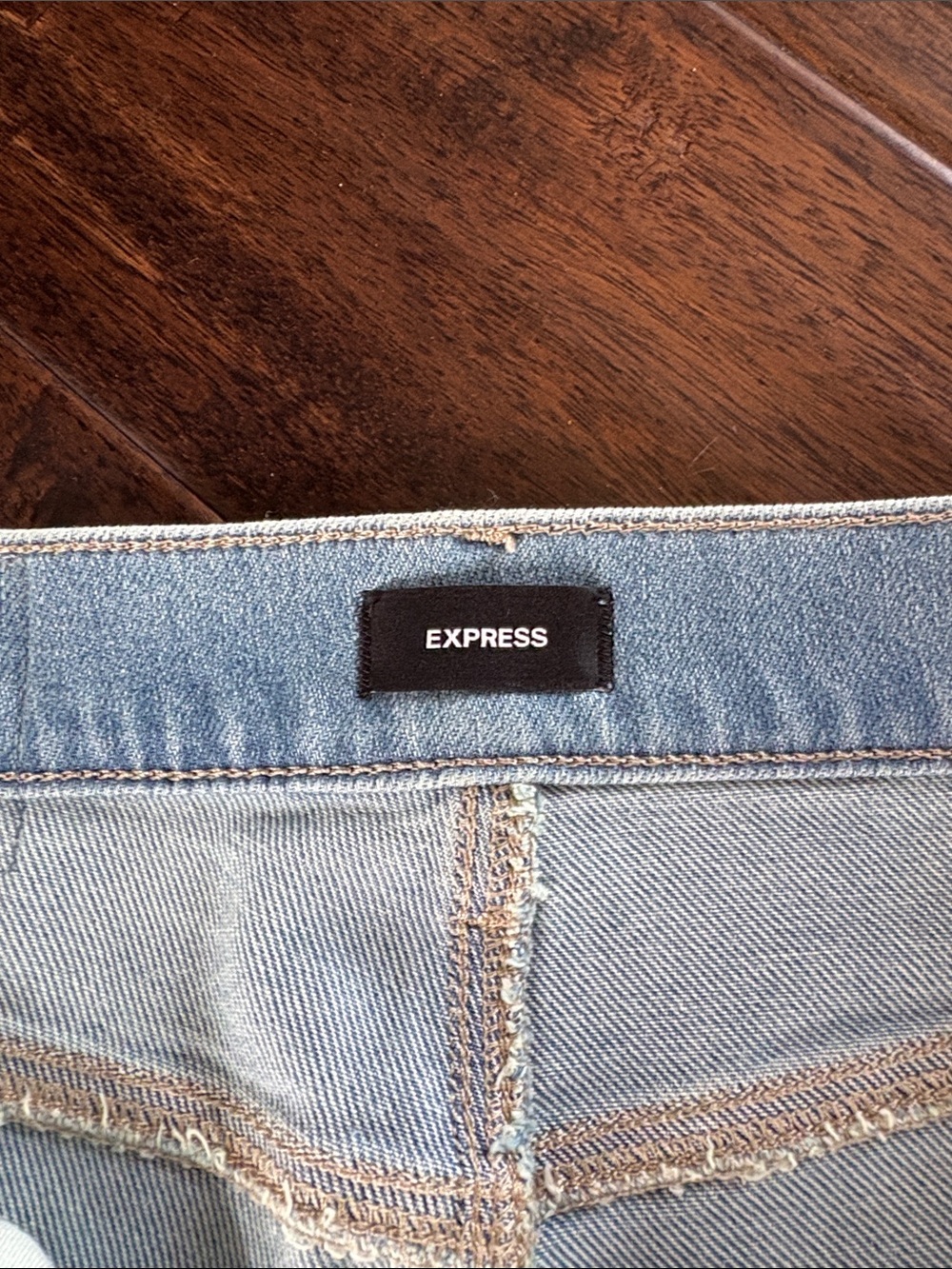 Express Light Wash Flare Jeans - Picture 4 of 7